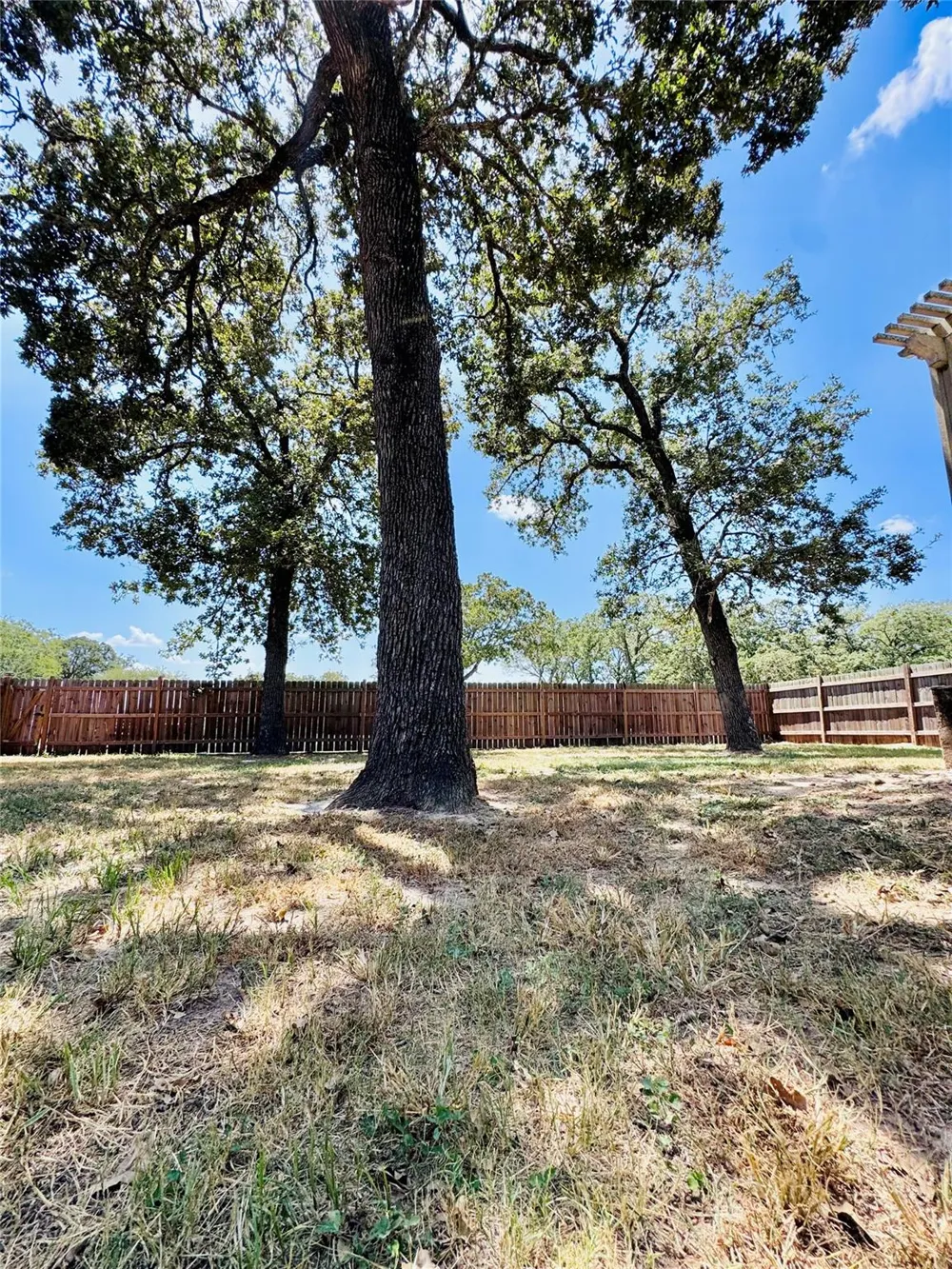 195 Park Drive La Grange, TX 78945