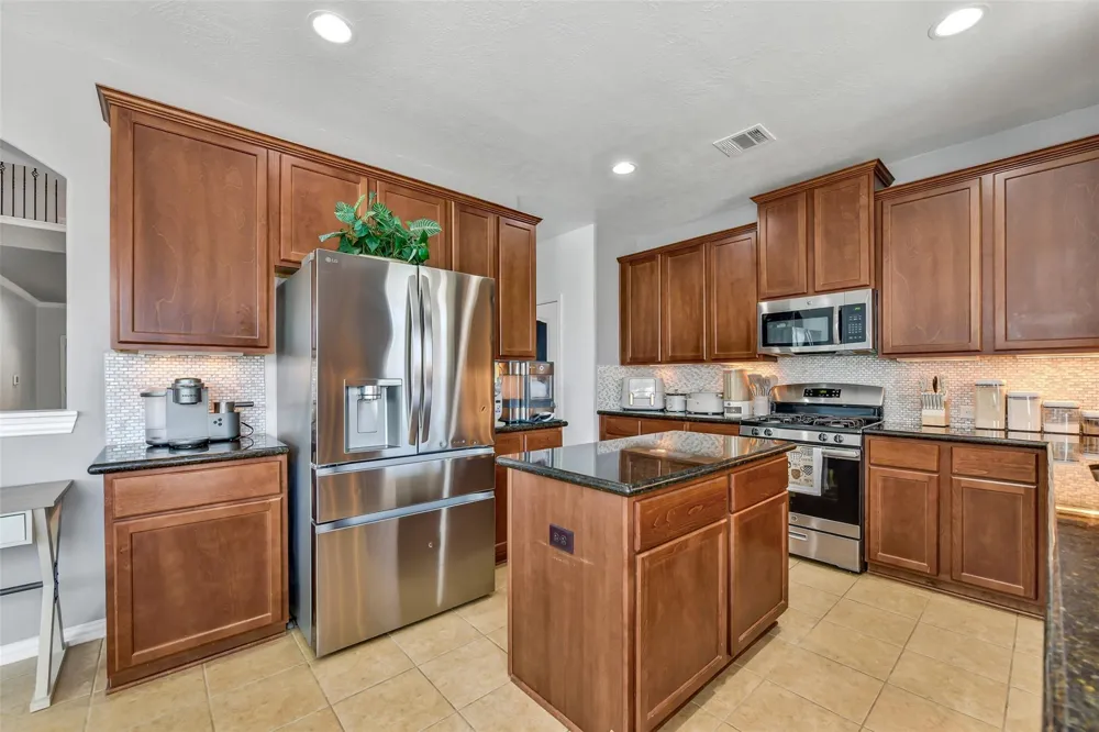410 Havenstone Lane La Marque, TX 77568