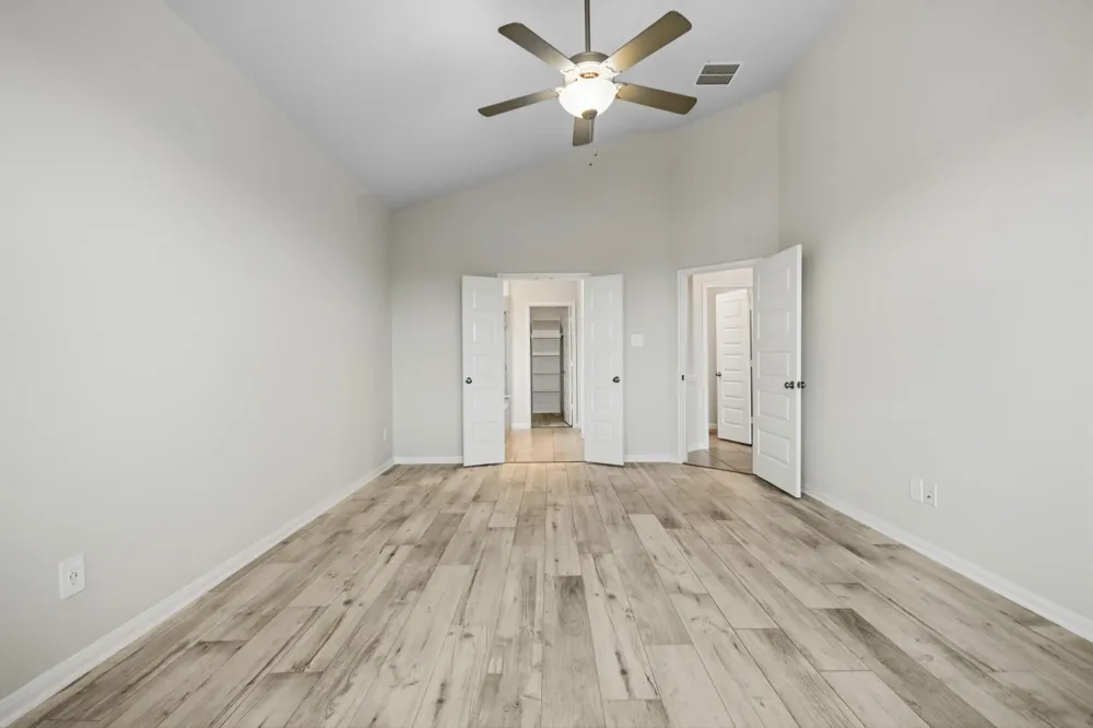 10723 Cliffs View Drive Rosharon, TX 77583