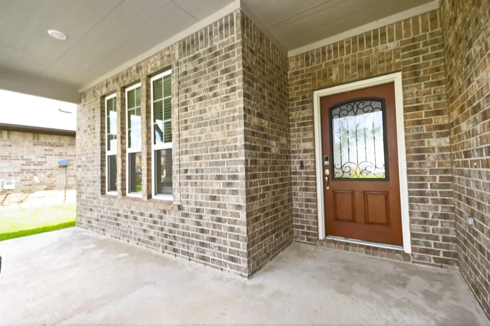 10723 Cliffs View Drive Rosharon, TX 77583