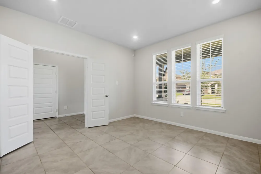 10723 Cliffs View Drive Rosharon, TX 77583