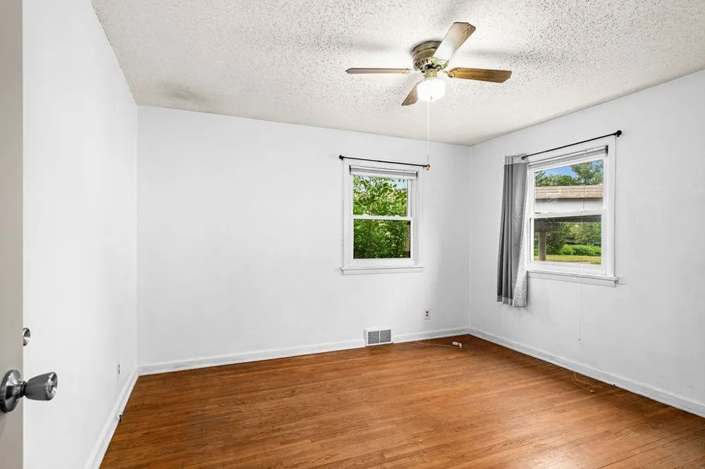 5915 Grand Avenue Duluth, MN 55807