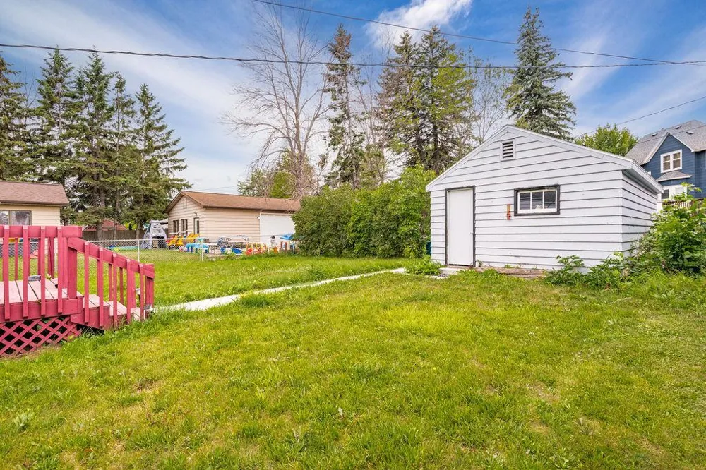 5915 Grand Avenue Duluth, MN 55807