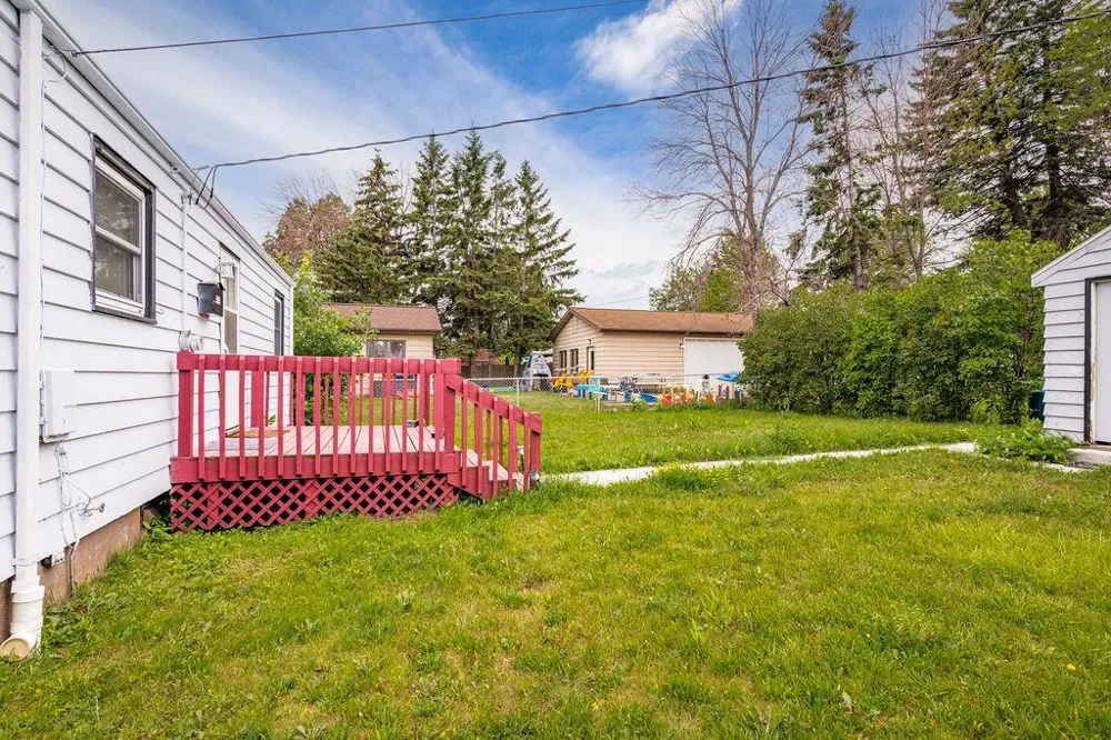 5915 Grand Avenue Duluth, MN 55807