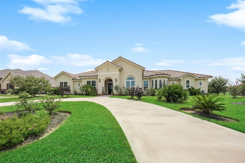 230 Lawrence Marshall Drive Hempstead, TX 77445
