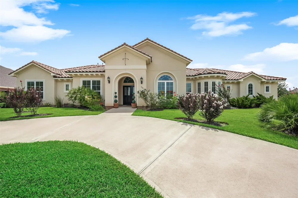 230 Lawrence Marshall Drive Hempstead, TX 77445