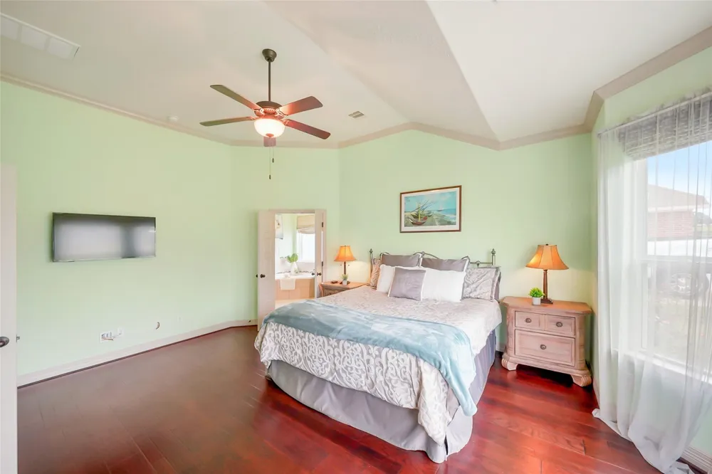 230 Lawrence Marshall Drive Hempstead, TX 77445