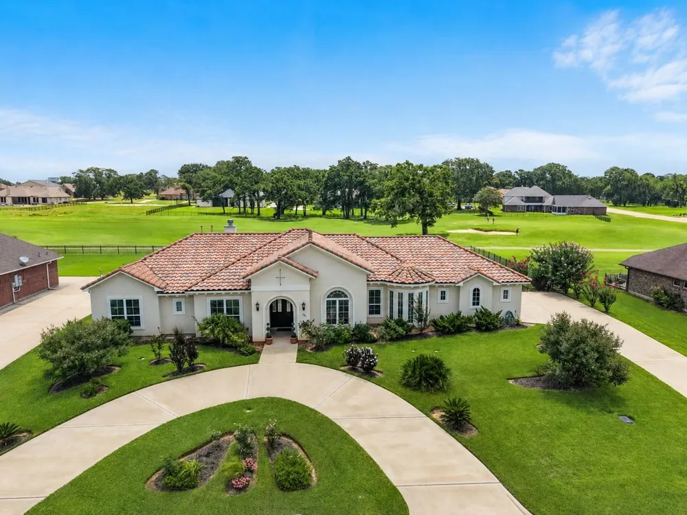 230 Lawrence Marshall Drive Hempstead, TX 77445