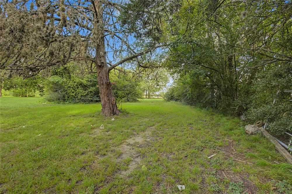 2340 Fm 980 Rd Huntsville, TX 77320