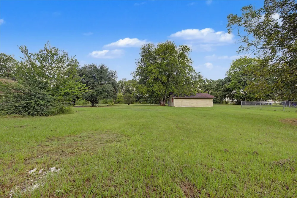 2340 Fm 980 Rd Huntsville, TX 77320