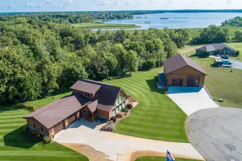 2701 Pristine Bay Court NW