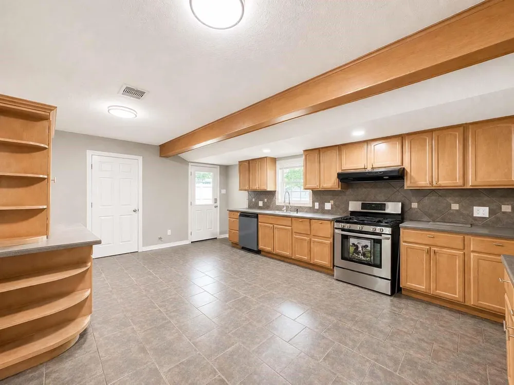 1108 Prune Street La Marque, TX 77568