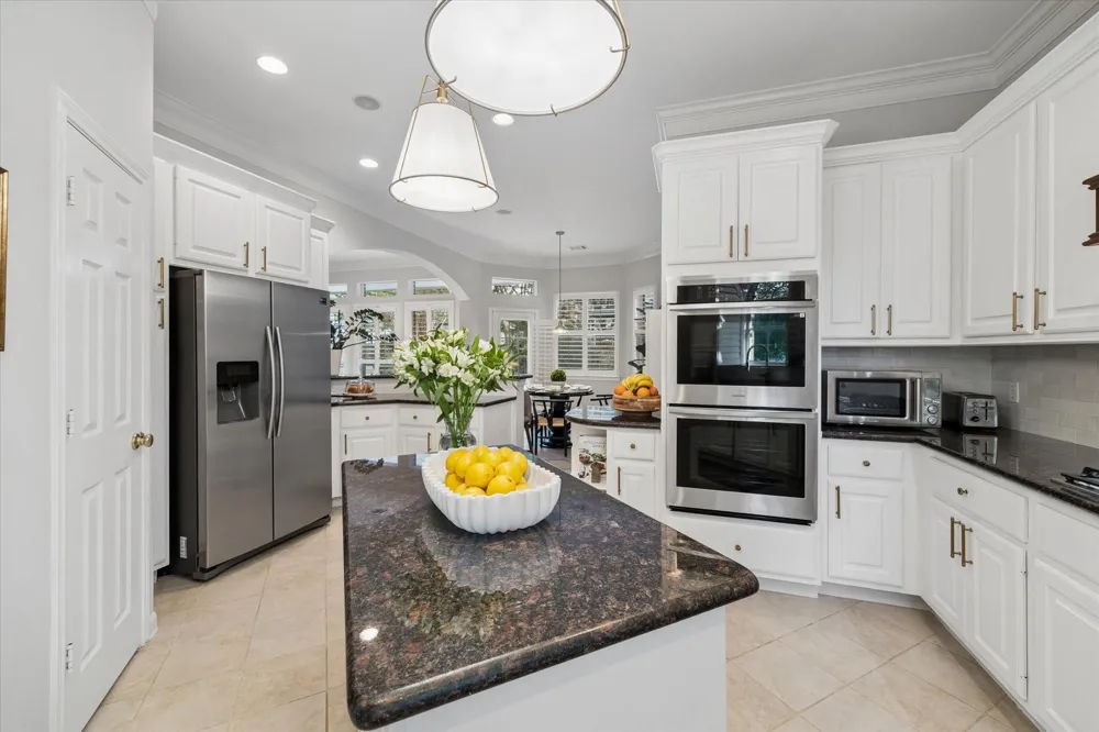 5353 Hidalgo Street Houston, TX 77056