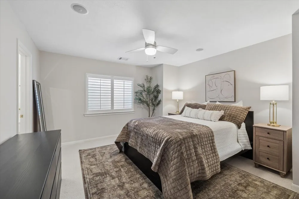 5353 Hidalgo Street Houston, TX 77056