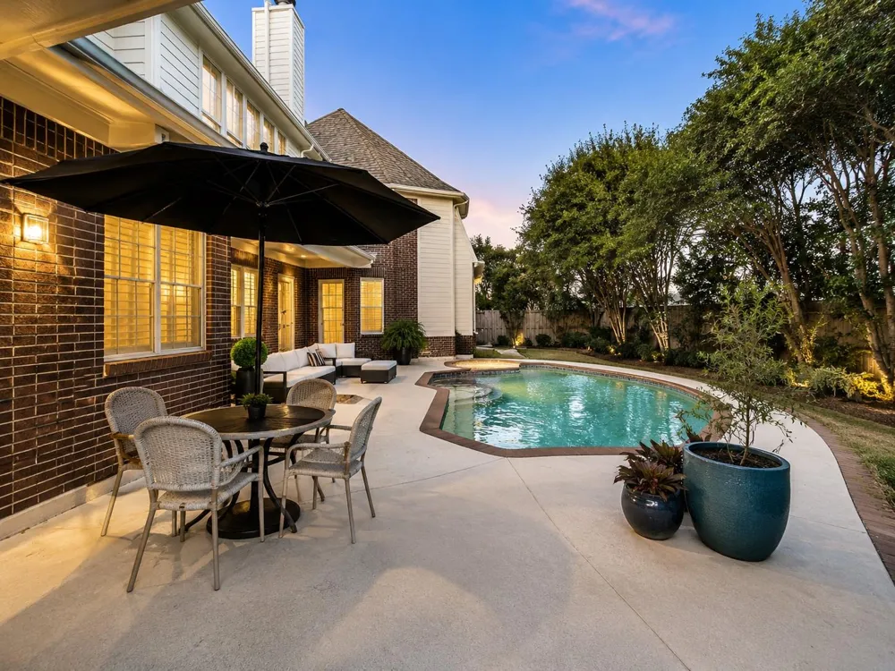 5353 Hidalgo Street Houston, TX 77056