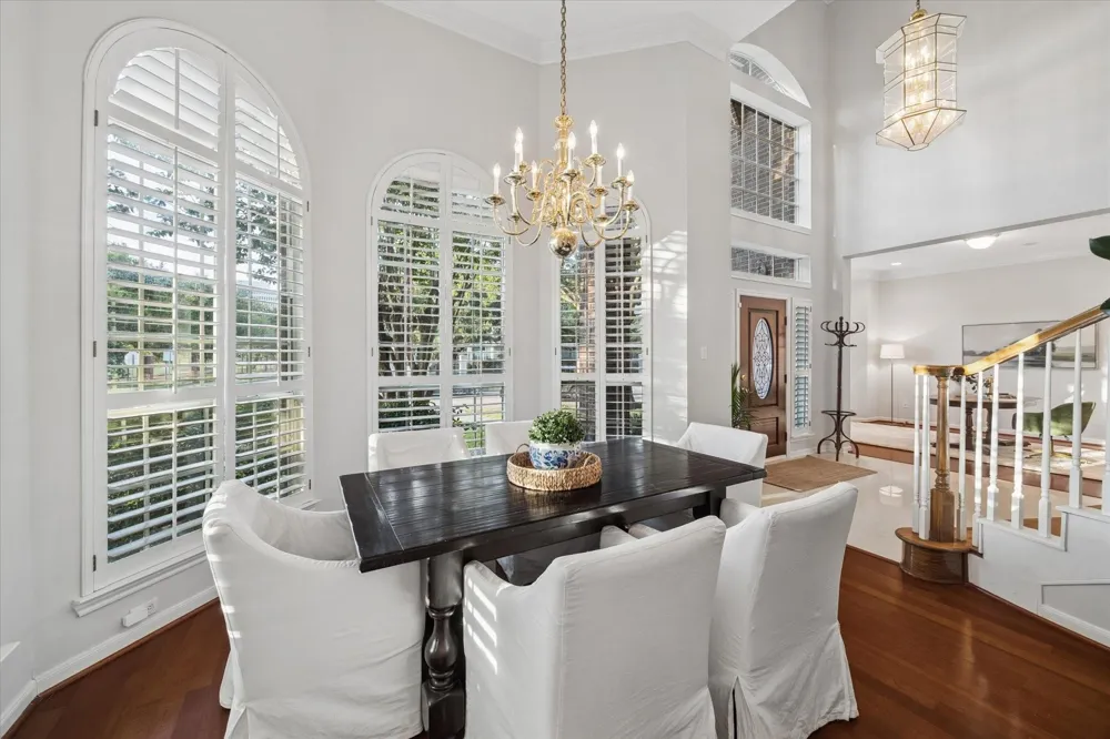 5353 Hidalgo Street Houston, TX 77056