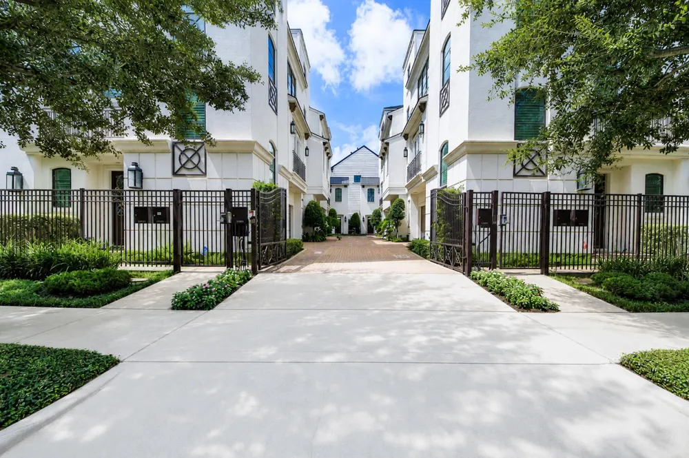 1608 Nevada Street #C Houston, TX 77006