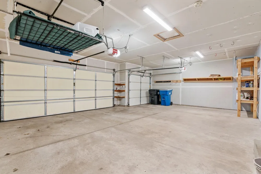 11863 86th Avenue Maple Grove, MN 55369