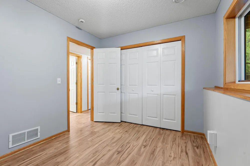 11863 86th Avenue Maple Grove, MN 55369