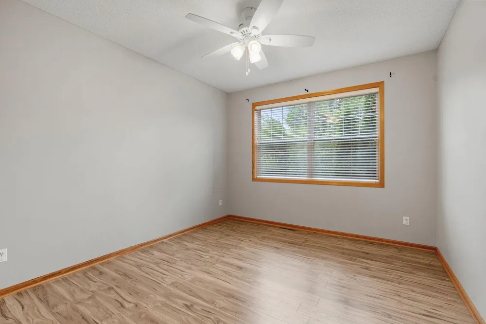 11863 86th Avenue Maple Grove, MN 55369