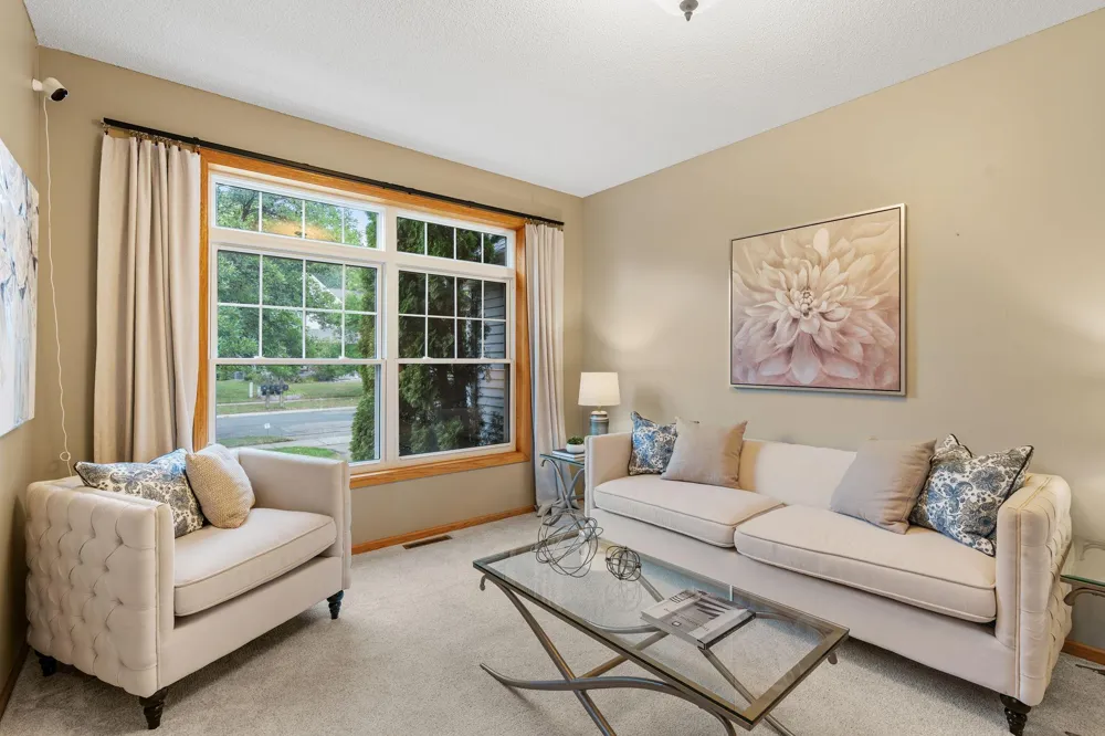 11863 86th Avenue Maple Grove, MN 55369
