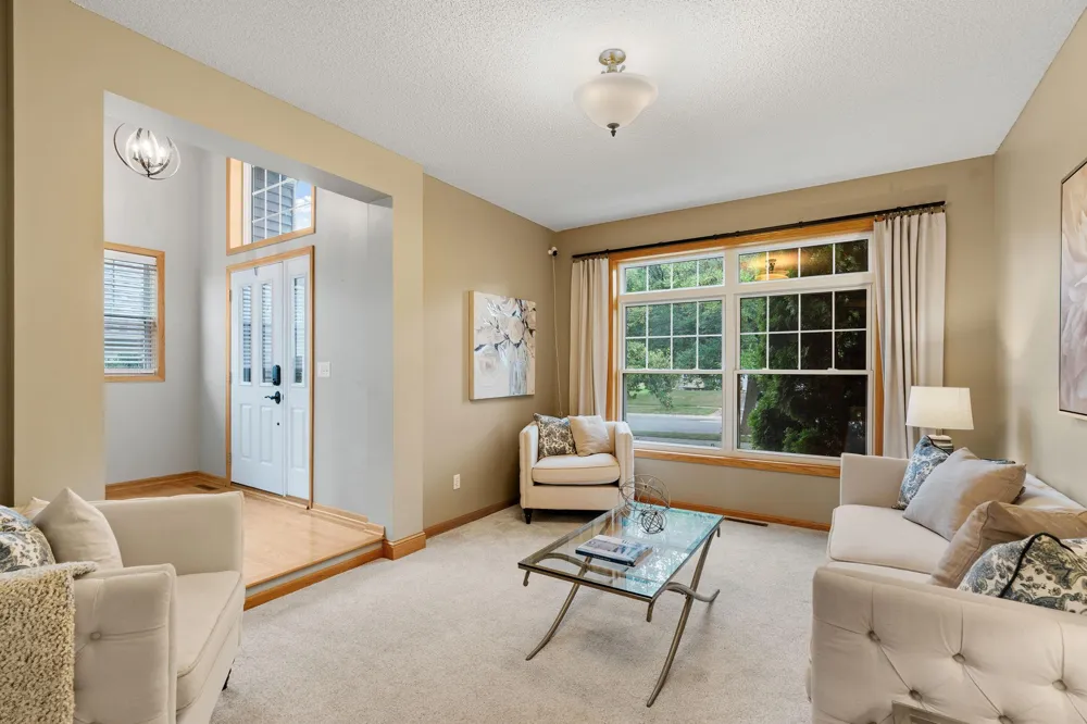 11863 86th Avenue Maple Grove, MN 55369
