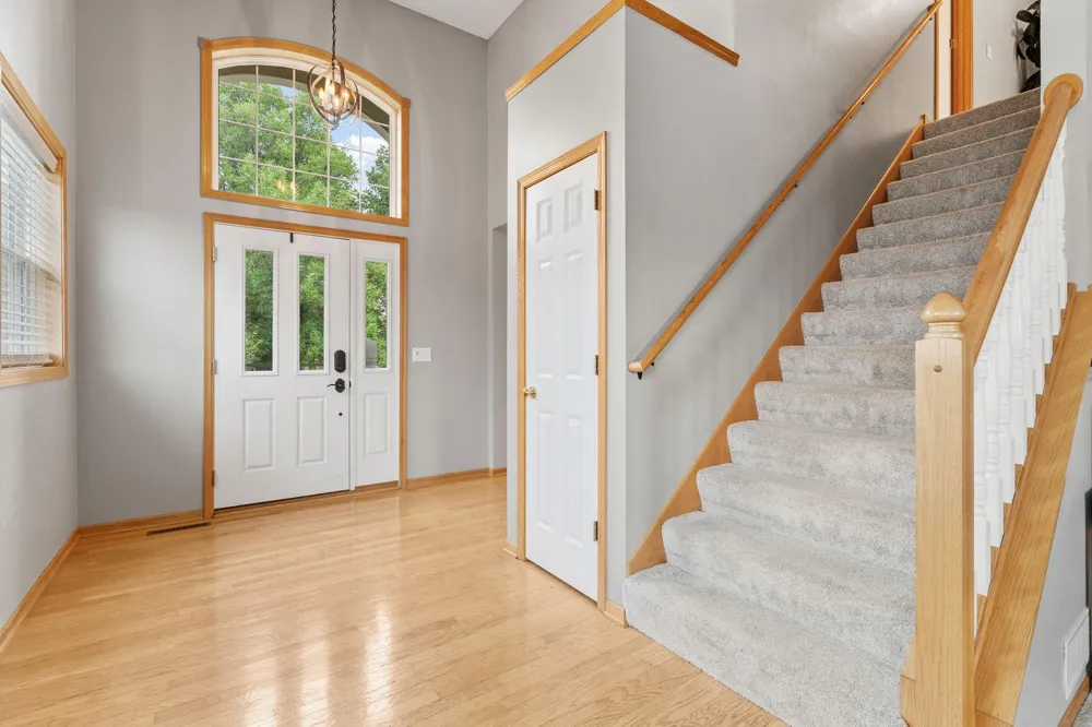 11863 86th Avenue Maple Grove, MN 55369