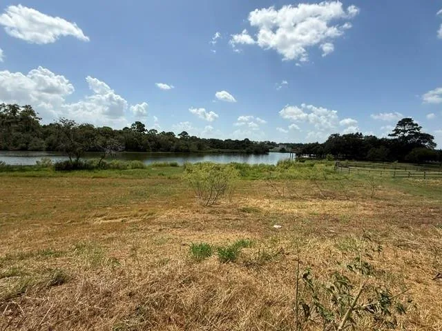 4412 Leslies Way Dickinson, TX 77539