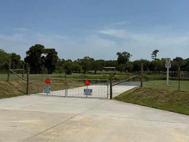 4412 Leslies Way Dickinson, TX 77539