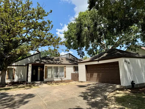 4231 Meadowbank Drive