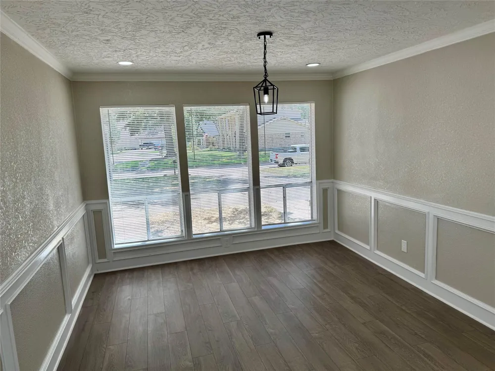 4231 Meadowbank Drive Seabrook, TX 77586