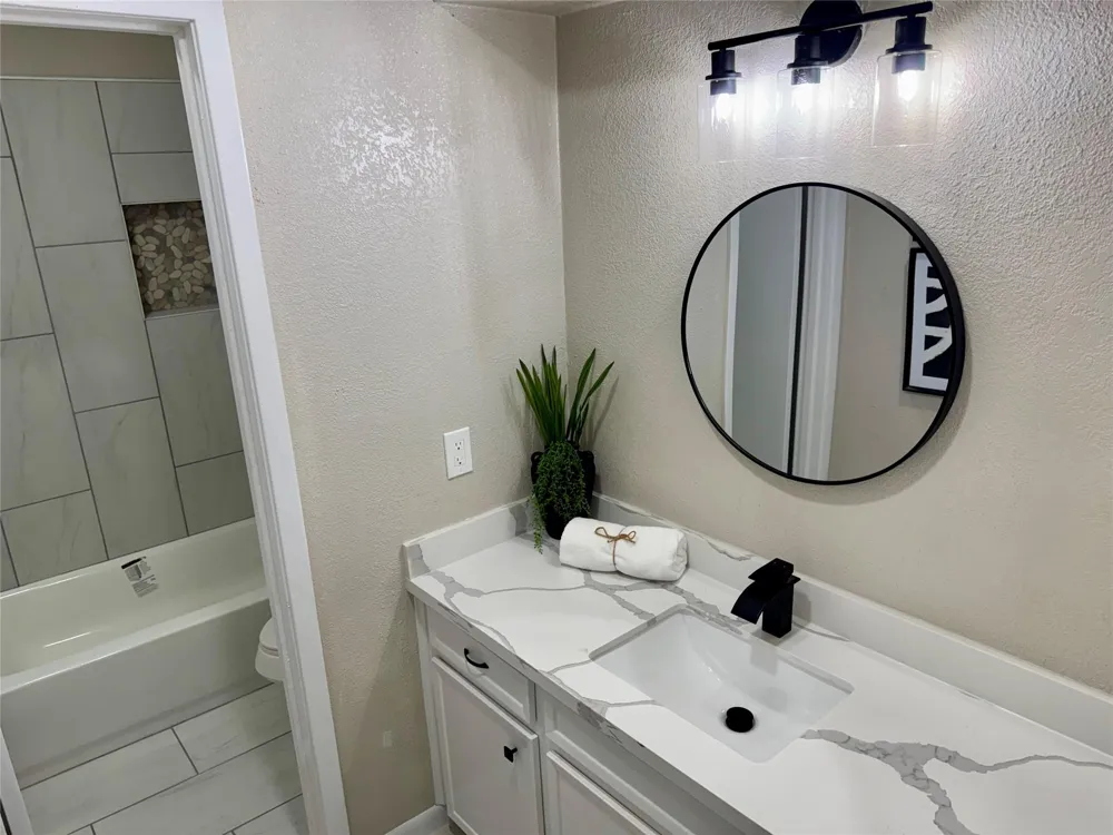 4231 Meadowbank Drive Seabrook, TX 77586