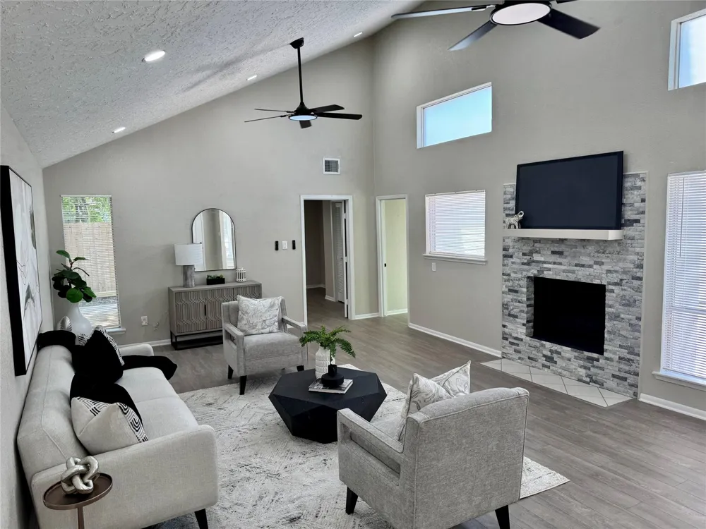 4231 Meadowbank Drive Seabrook, TX 77586