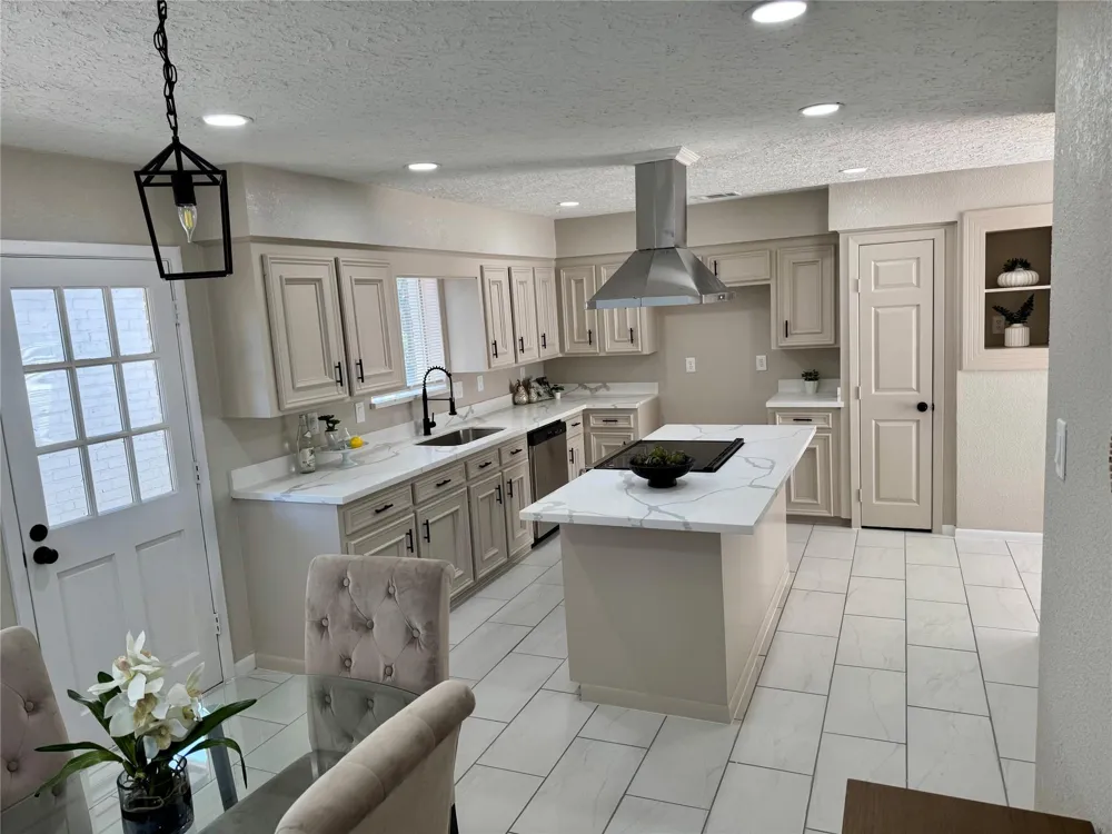 4231 Meadowbank Drive Seabrook, TX 77586