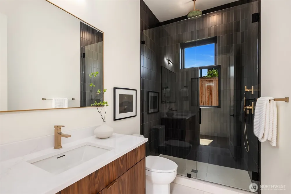 2303 123rd Place SE Bellevue, WA 98005