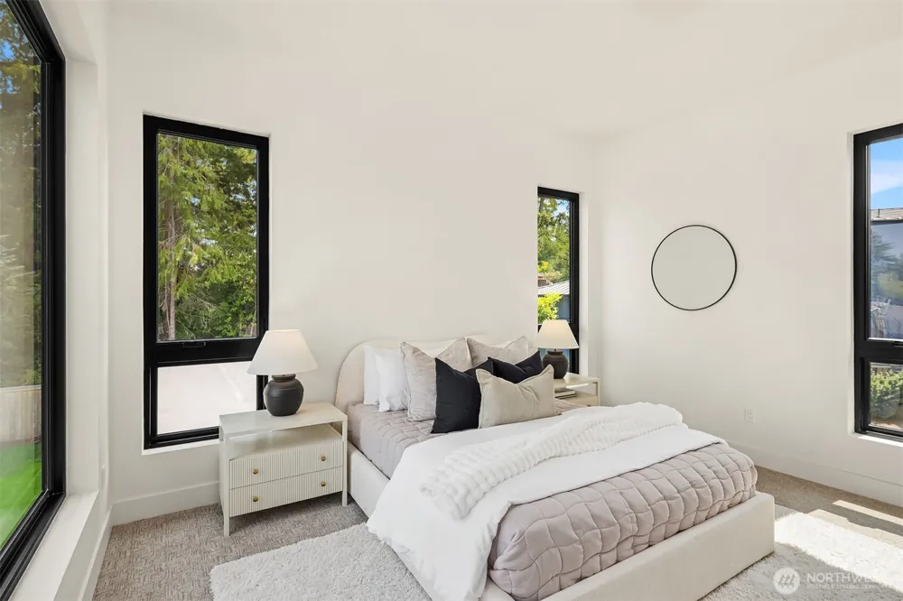 2303 123rd Place SE Bellevue, WA 98005