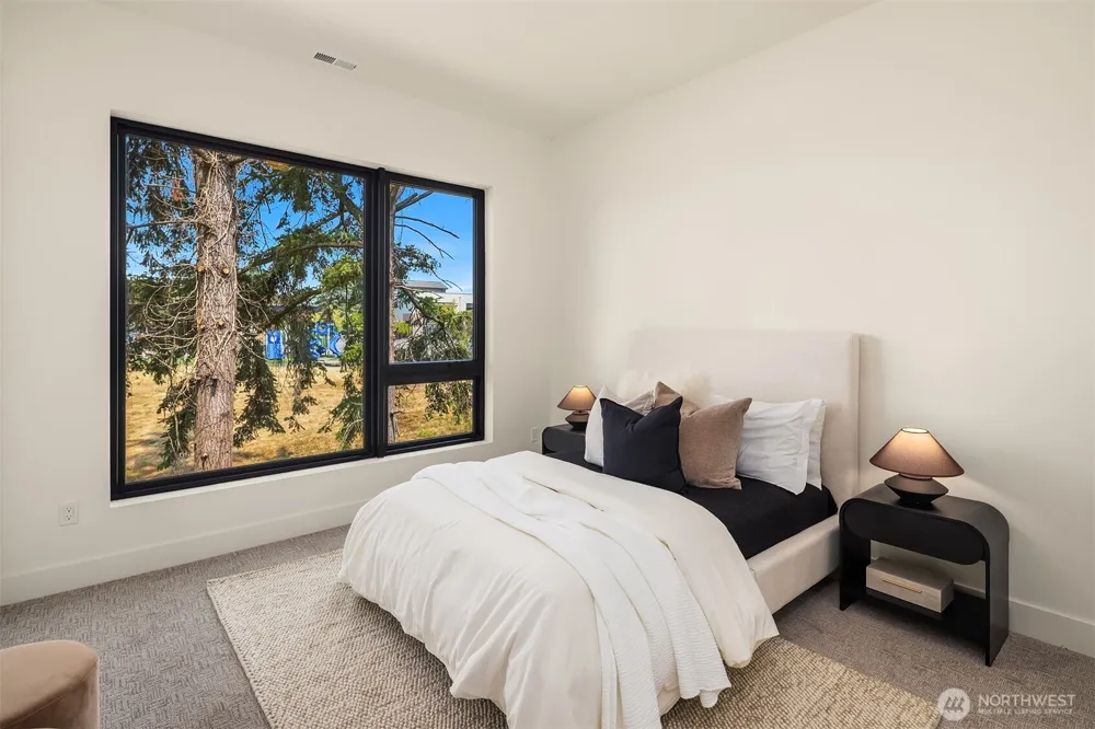 2303 123rd Place SE Bellevue, WA 98005
