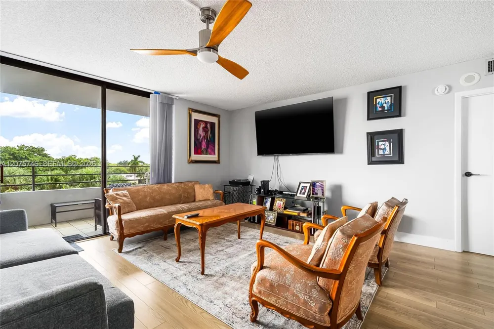600 Three Islands Blvd #305 Hallandale Beach, FL 33009