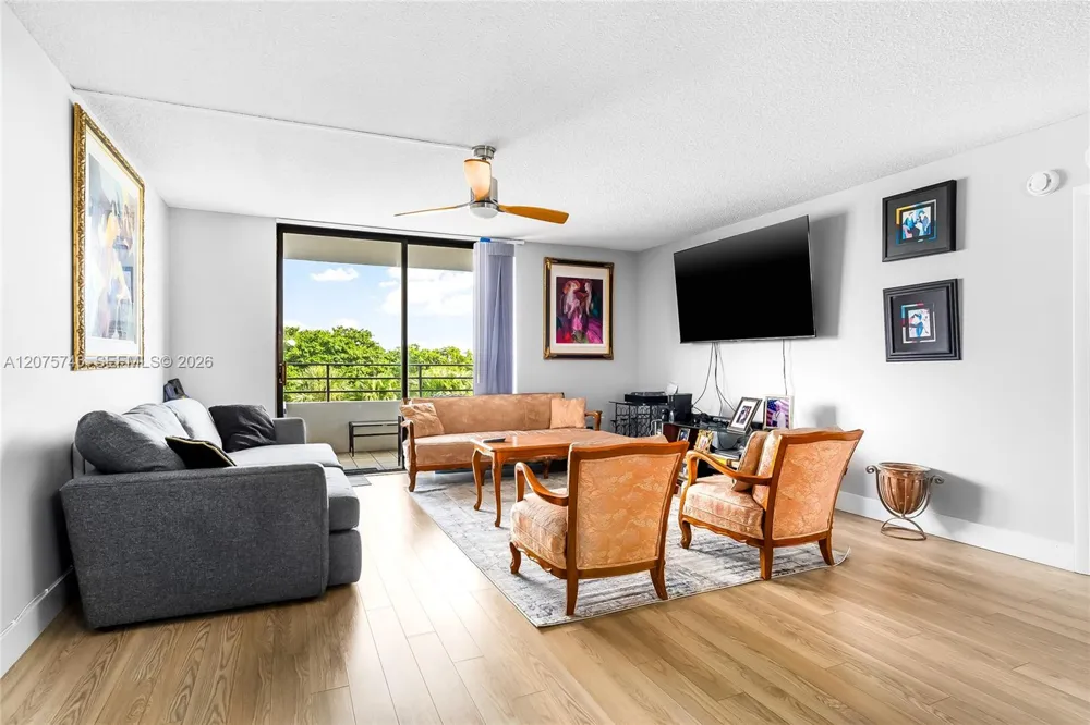 600 Three Islands Blvd #305 Hallandale Beach, FL 33009