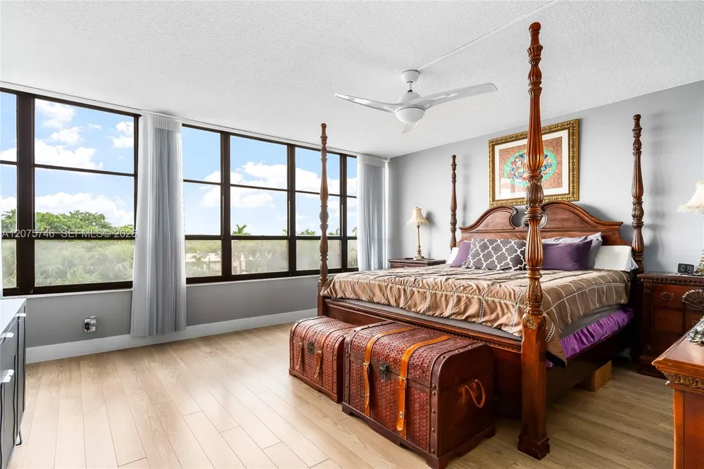 600 Three Islands Blvd #305 Hallandale Beach, FL 33009