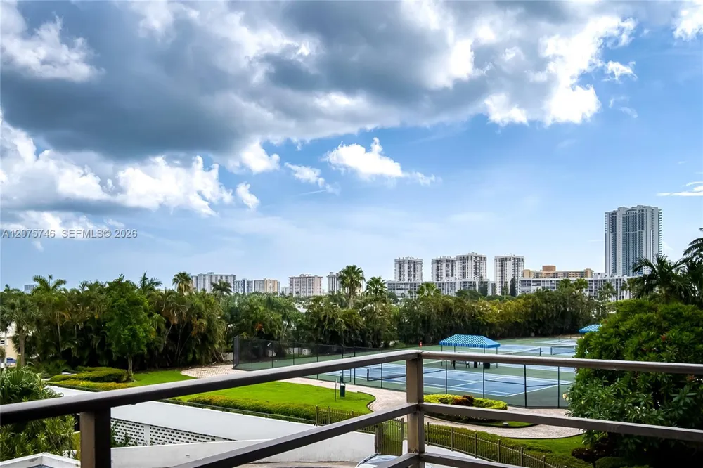 600 Three Islands Blvd #305 Hallandale Beach, FL 33009