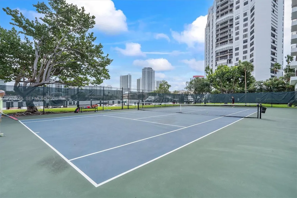 600 Three Islands Blvd #305 Hallandale Beach, FL 33009