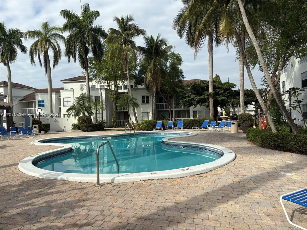 4974 NW 97th Pl #310 Doral, FL 33178