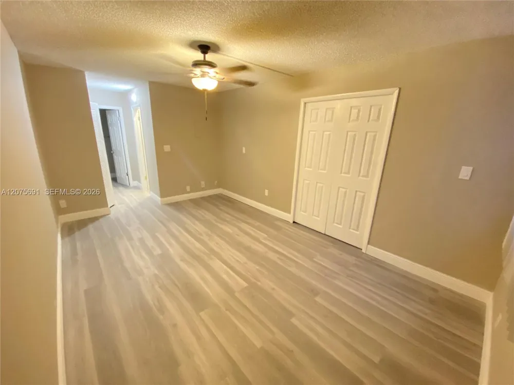 2771 Riverside Dr #214-A Coral Springs, FL 33065