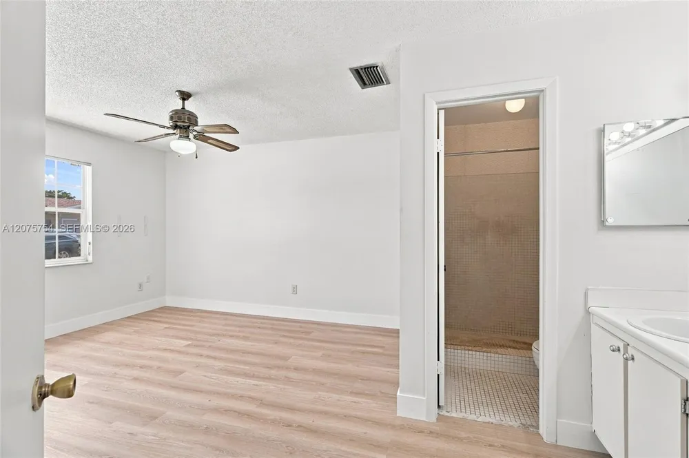 9771 W Fern Ln Miramar, FL 33025