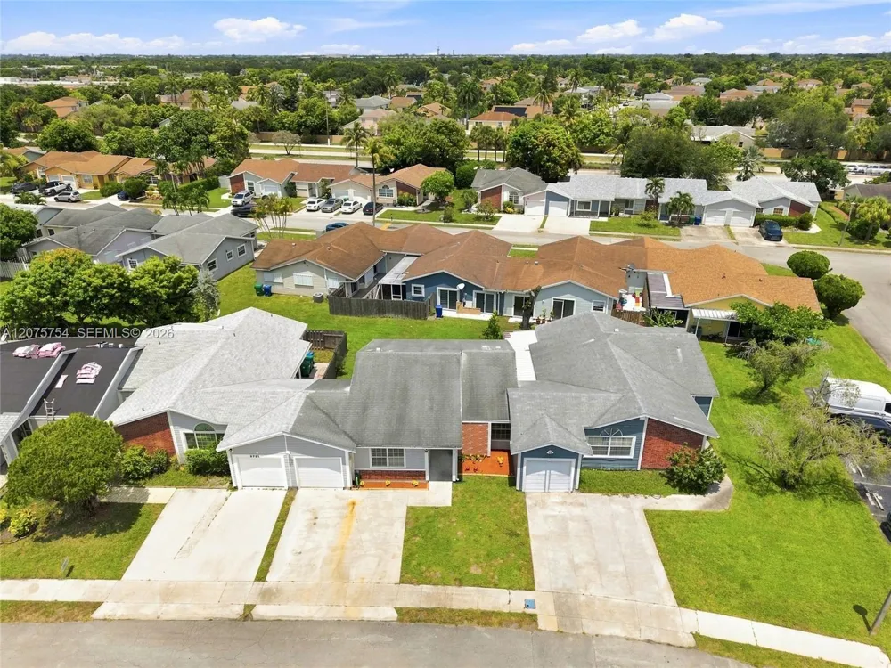 9771 W Fern Ln Miramar, FL 33025