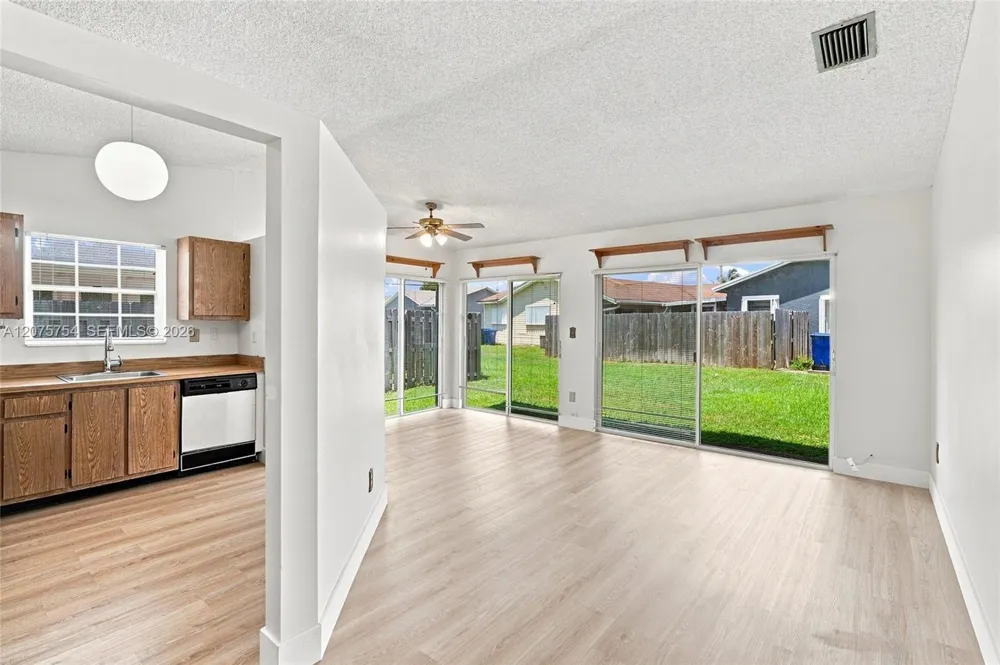 9771 W Fern Ln Miramar, FL 33025