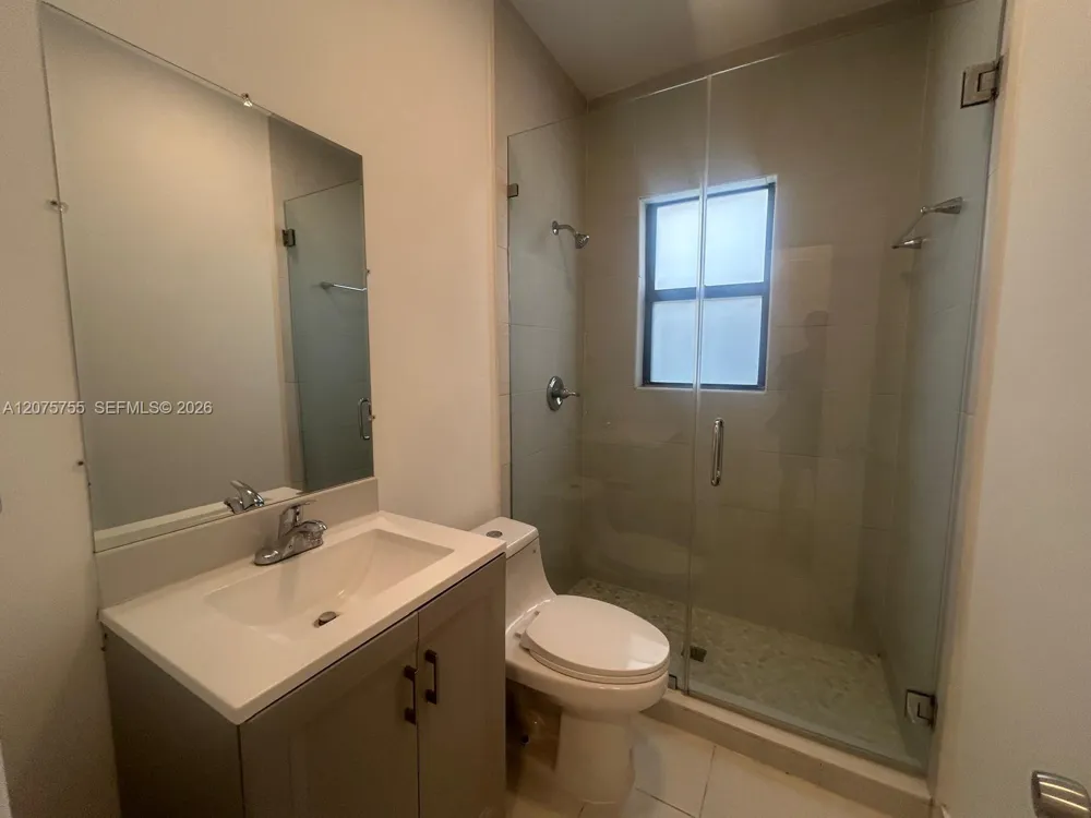 2000 Monroe St #10 Hollywood, FL 33020