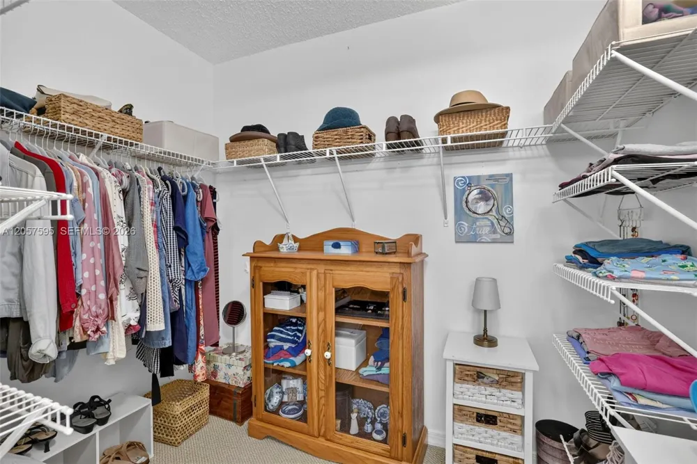 7449 Devon Dr #207 Tamarac, FL 33321