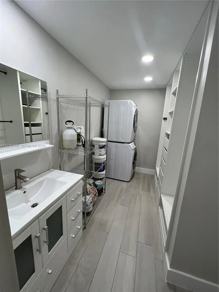15012 Royal Palm Ave #15012 Miami Lakes, FL 33014
